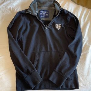 Men’s medium black pullover